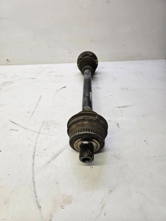 PÓŁOŚ LEWA LUB PRAWA TYŁ AUDI A4 B7 8E0501203K