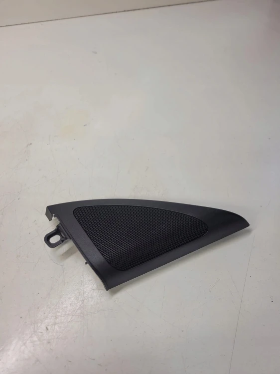 MASKOWNICA GŁOŚNIKA PRAWY P AUDI A4 B8 8K0035424