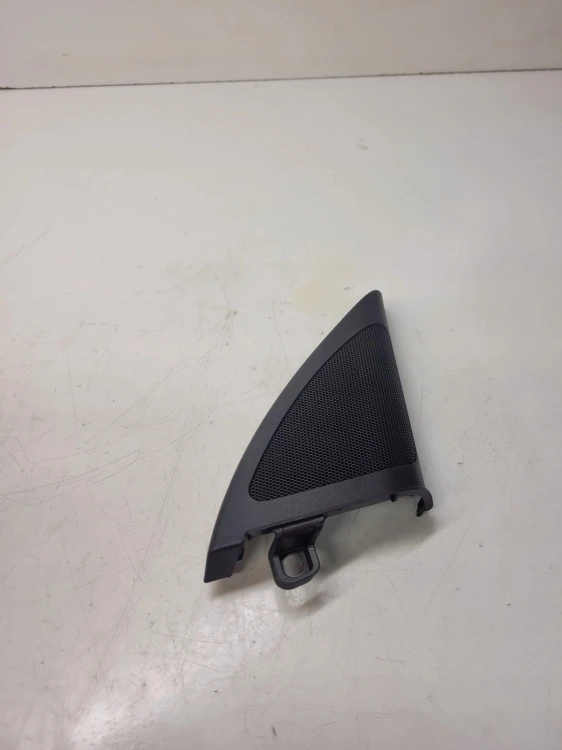 MASKOWNICA GŁOŚNIKA PRAWY P AUDI A4 B8 8K0035424