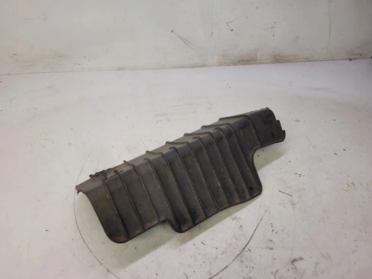 OSŁONA WAHACZA LEWY TYŁ AUDI A4 B9 8W0505415E