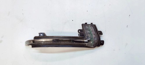KIERUNKOWSKAZ LUSTERA PRAWY AUDI A4 B8 A5 8T LIFT 8K0949102C