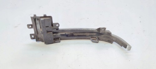 KIERUNKOWSKAZ LUSTERA PRAWY AUDI A4 B8 A5 8T LIFT 8K0949102C