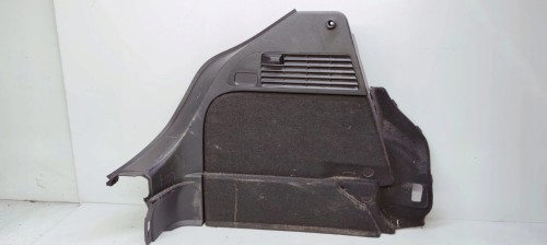 BOCZEK BAGAŻNIKA LEWY AUDI A1 3 DRZWI 8X3867761