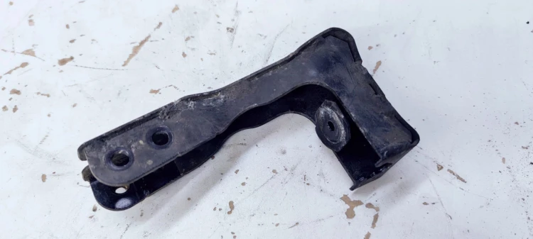 MOCOWANIE WSPORNIK SANEK AUDI A8 D4 4H0399633A