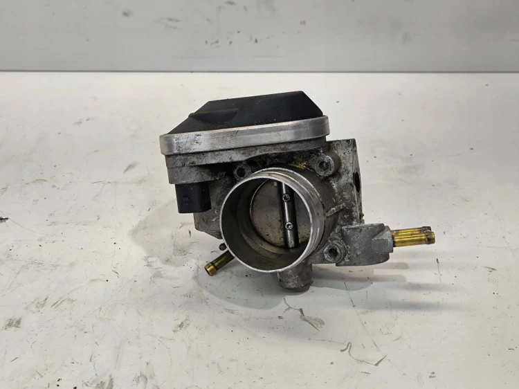 PRZEPUSTNICA AUDI VW SEAT SKODA 1.6 B 06B133062P