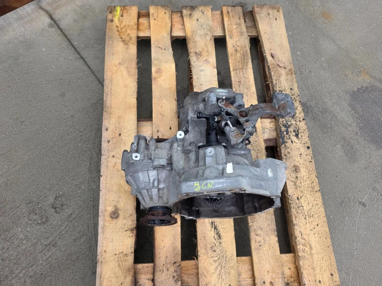 SKRZYNIA BIEGÓW AUDI VW SEAT SKODA MANUALNA 2.0 FSI JCN ORYGINAŁ !!!