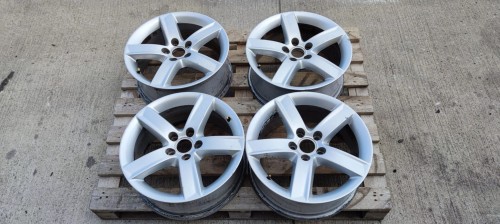 FELGA FELGI AUDI A4 A5 Q5 7,0J R17 ET37 8R0071497