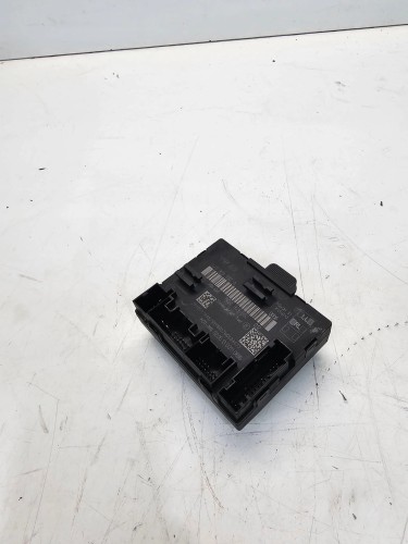 MODUŁ STEROWNIK DRZWI AUDI A3 Q3 F3 5Q0959592A