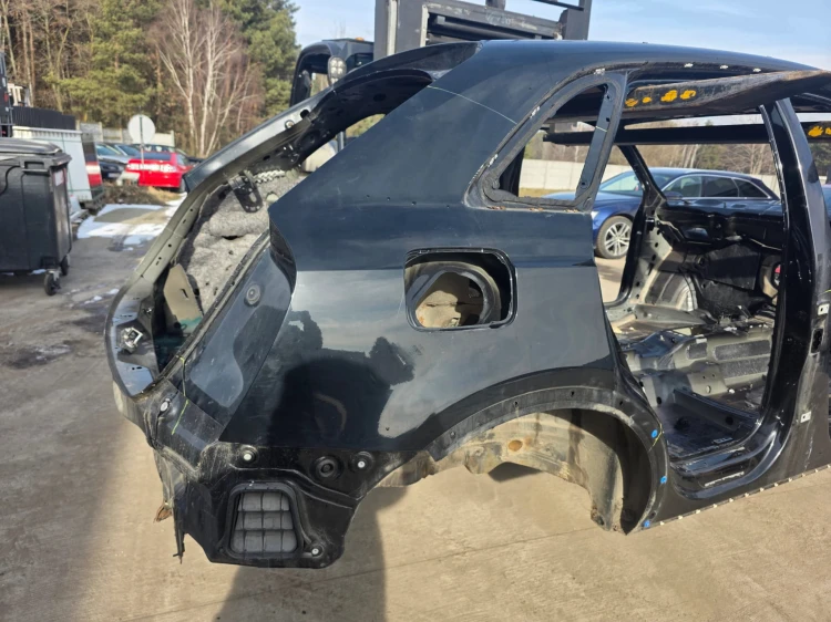 ĆWIARTKA BŁOTNIK PRAWY TYŁ AUDI Q3 8U 2011-2016 ORYGINAŁ !!! *2