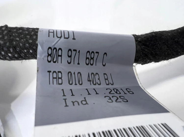 WIĄZKA DRZWI PRAWY LUB LEWY TYŁ AUDI Q5 FY 80A971687C
