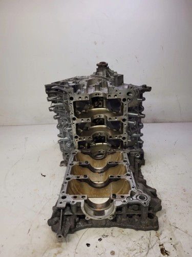 BLOK SILNIKA AUDI A6 C6 3.2 AUK 06E103023G