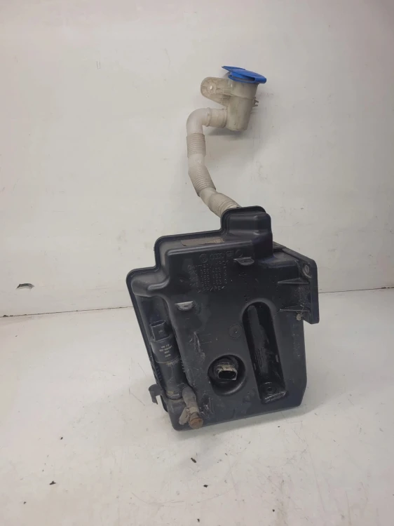 ZBIORNIK SPRYSKIWACZY POD XENON AUDI VW 1K0955453S