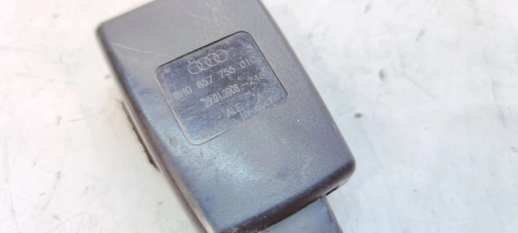 ZAPINKA PASA LEWA LUB PRAWA AUDI A4 B7 CABRIO 8H0857755