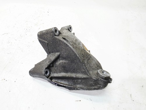 MOCOWANIE ŁAPA SILNIKA PRAWA VOLKSWAGEN CRAFTER 2.0 TDI 03L199308A