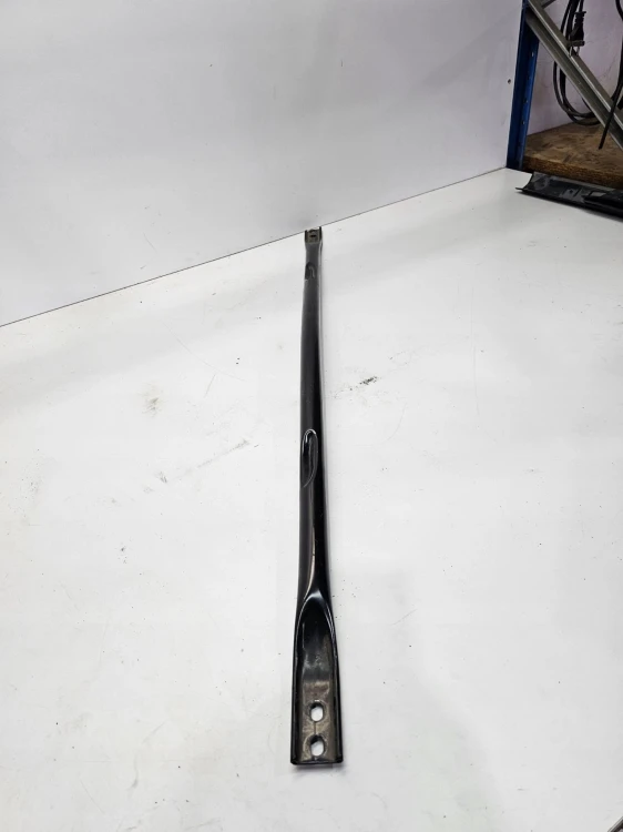 ROZPÓRKA WZMOCNIENIE KIELICHÓW AUDI Q5 FY 80A805619