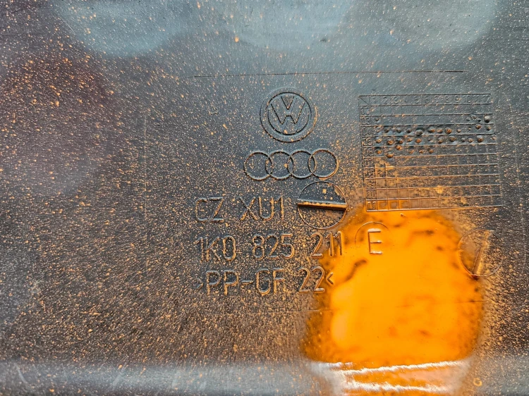 OSŁONA PODWOZIA LEWA AUDI A3 8P 1K0825211E 1/26