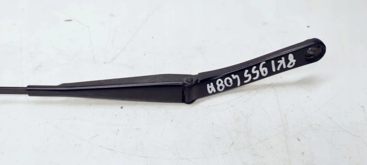 RAMIĘ WYCIERACZKI PRAWE AUDI A4 B8 EU 8K1955408A