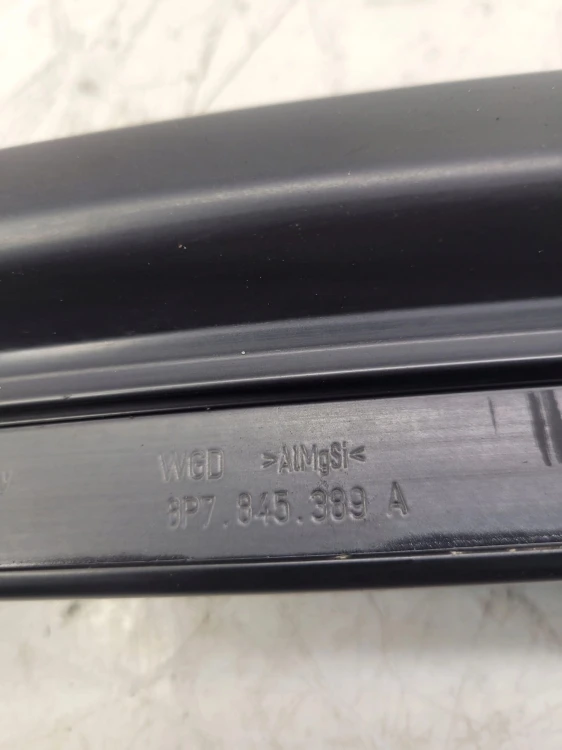 LISTWA GÓRNA SZYBY P AUDI A3 8P CABRIO 8P7845389A