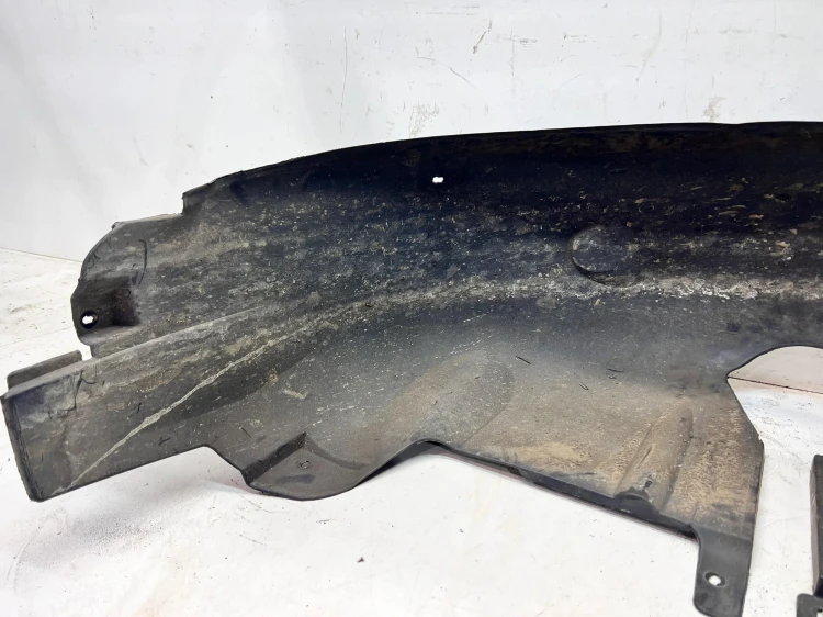 NADKOLE LEWY TYŁ PLASTIKOWE AUDI A3 8L 8L0810171 14/26