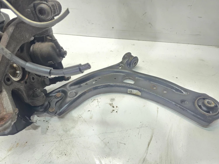 ZWROTNICA LEWA KOMPLET AUDI A3 8V VW SEAT SKODA 5Q0413023DA 5Q0407151R R*3*