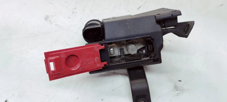 ROZDZIELACZ PRĄDU KLEMA + AUDI A4 B9 A5 8W 8W0941823 8W0941824AN