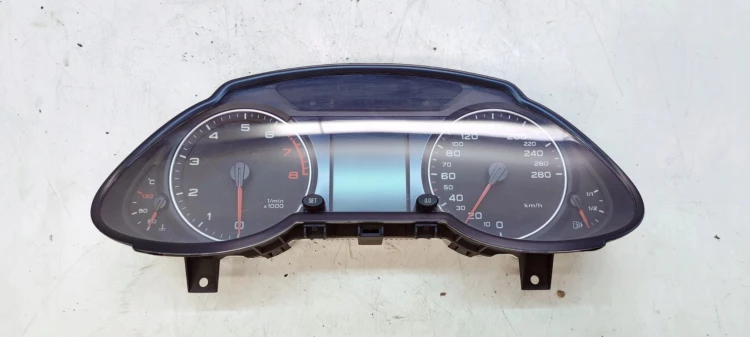 LICZNIK ZEGARY AUDI Q5 8R 2.0 TFSI 8R0920900N
