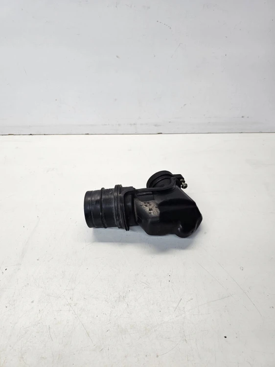WLOT DOLOT POWIETRZA AUDI A3 8V VW SEAT SKODA 04E129656