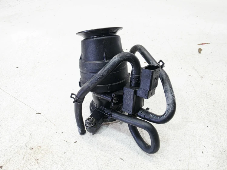 KRÓCIEC DOLOT TURBINY AUDI A3 8P VOLKSWAGEN SEAT SKODA 1.4 TFSI 03C129656C