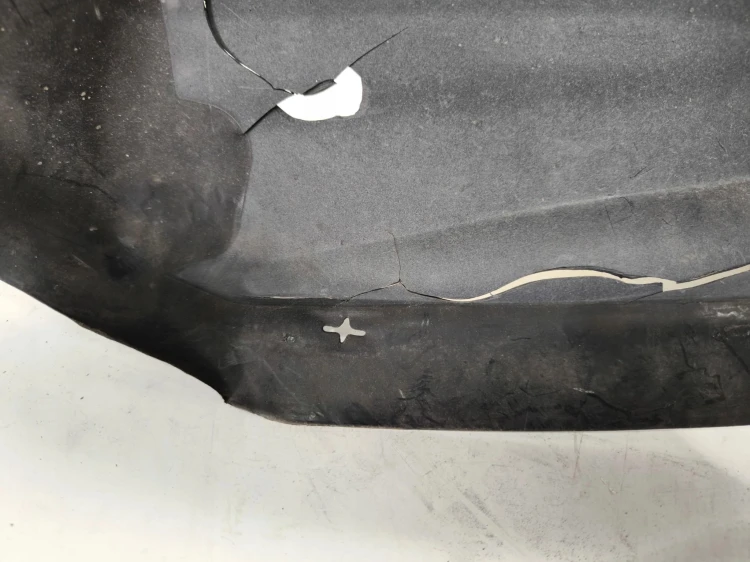 KIEROWNICA POWIETRZA LEWA AUDI A6 C6 4F0145333M USZKODZONA !