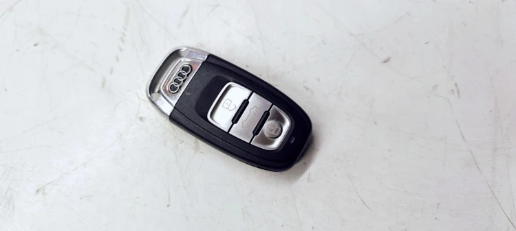 KLUCZYK PILOT AUDI A4 S4 B8 A5 S5 Q5 8T0959754K *2