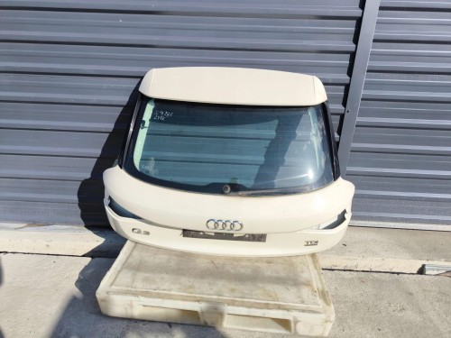 KLAPA TYLNA TYŁ AUDI Q3 8U LY9K ORYGINAŁ !!!