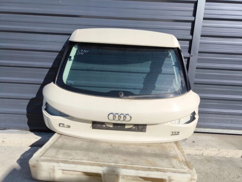 KLAPA TYLNA TYŁ AUDI Q3 8U LY9K ORYGINAŁ !!!