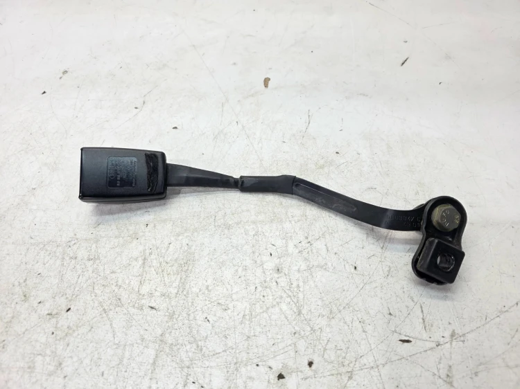 ZAPINKA PASA BEZPIECZEŃSTWA LEWA AUDI A3 8L 8L0858675H