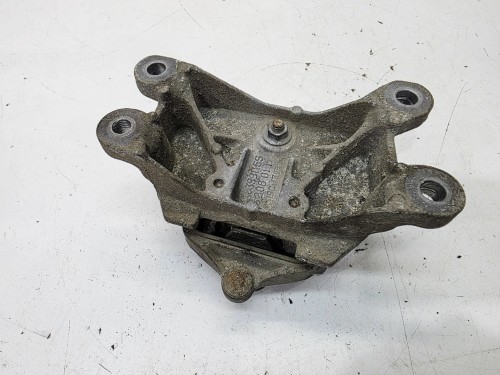 ŁAPA PODUSZKA SKRZYNI BIEGÓW AUDI A4 B8 A5 8T Q5 8R 8K0399115S