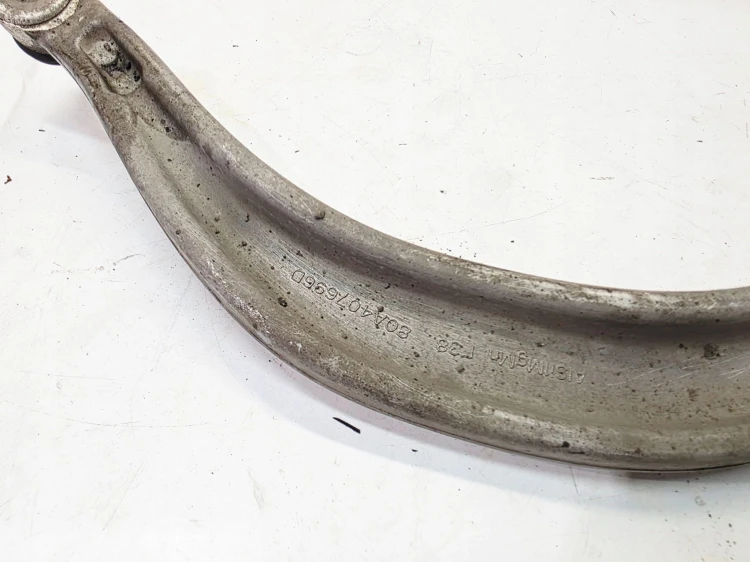 WAHACZ PRAWY PRZÓD BANAN AUDI Q5 FY 80A407696D