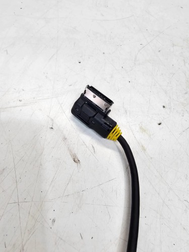 ORYGINALNY KABEL ADAPTER MMI AUDI 4F0051510AL