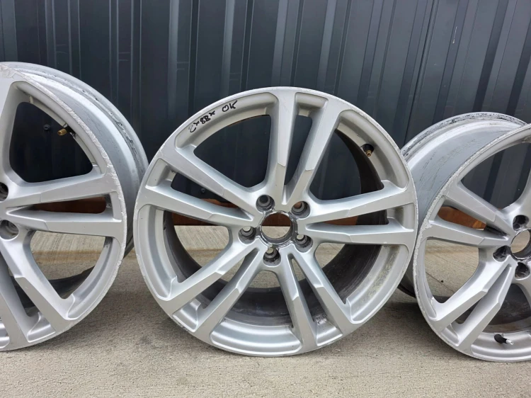 FELGA FELGI VW AUDI SEAT SKODA 5X112 8.0J R18 ET46 8V0601025BC Z*88* OK