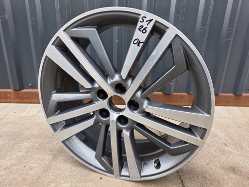 FELGA ALUMINIOWA AUDI Q5 80A FY VW SEAT 8.0J R20 ET39 80A601025AE / F S1/26