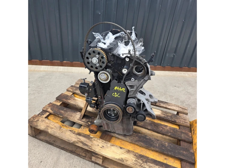 SILNIK AUDI A5 8T A4 B8 Q5 SEAT 2.0 TDI CJC BEZ OSPRZĘTU 144412 KM !!!