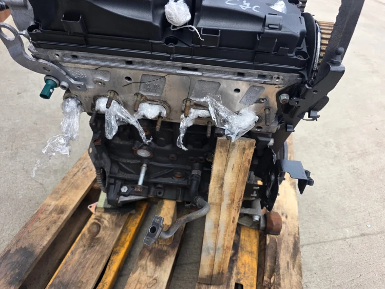 SILNIK AUDI A5 8T A4 B8 Q5 SEAT 2.0 TDI CJC BEZ OSPRZĘTU 144412 KM !!!