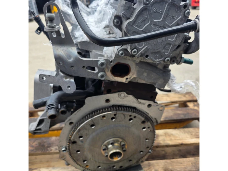 SILNIK AUDI A5 8T A4 B8 Q5 SEAT 2.0 TDI CJC BEZ OSPRZĘTU 144412 KM !!!