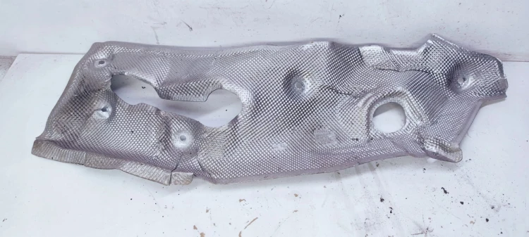 OSŁONA TERMICZNA WYDECHU AUDI A8 D4 4H1825643C