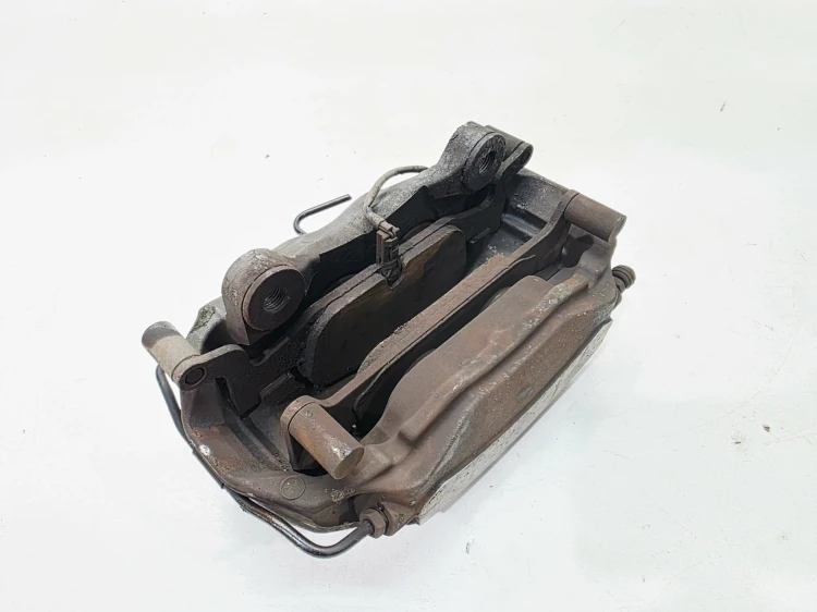 ZACISK HAMULCOWY LEWY PRZÓD AUDI A4 B9 A5 Q5 8W05DR 971 8W05DR 8W0615107E