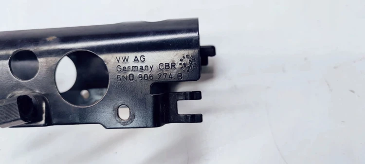 OBUDOWA POMPY PALIWA AUDI A3 2.0 TDI CR 5N0906274B