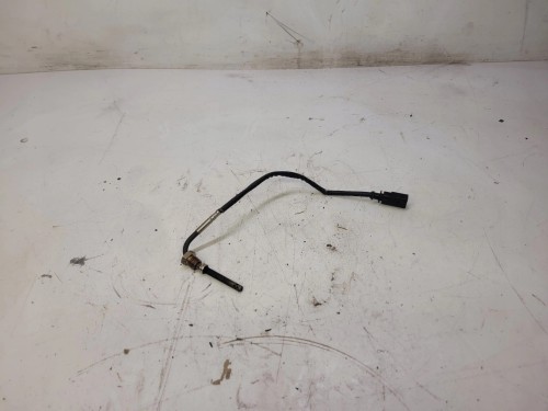 CZUJNIK TEMPERATU SPALIN AUDI A6 A7 A8 4H0906088AA