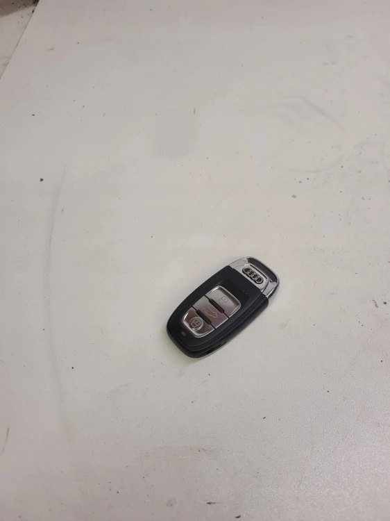 KLUCZYK PILOT AUDI A5 S5 LIFT 8T0959754AB
