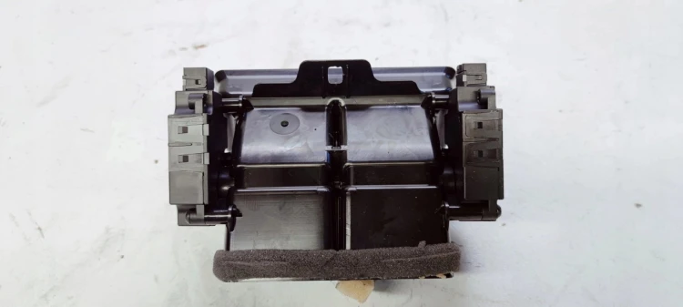 WOLT KANAŁ POWIETRZA TYŁ AUDI A6 C8 4K0857042A