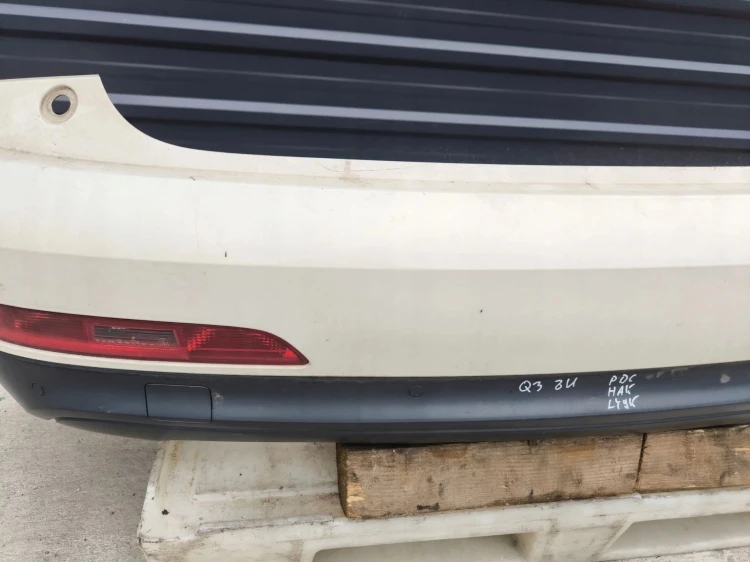ZDERZAK TYLNI TYŁ AUDI Q3 8U LY9K PDC HAK ORYGINAŁ KOMPLET !
