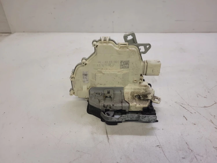 ZAMEK DRZWI PRAWY TYŁ AUDI A4 B9 A5 A6 4G0839016C