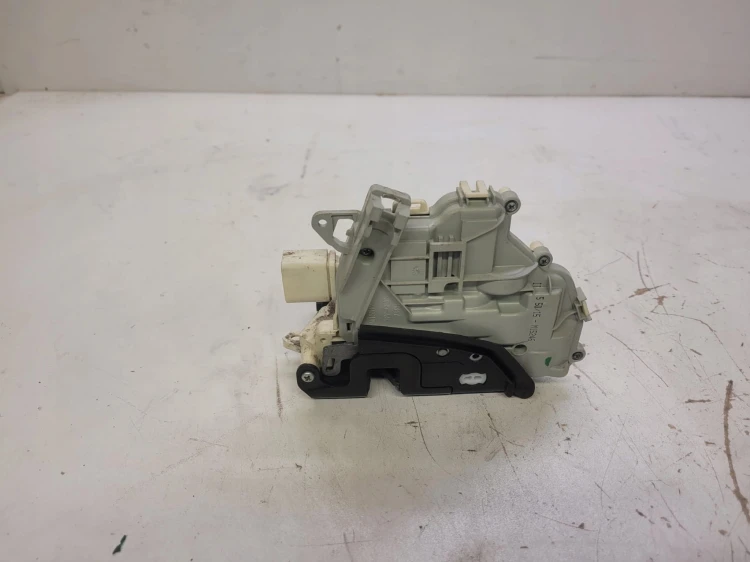 ZAMEK DRZWI PRAWY TYŁ AUDI A4 B9 A5 A6 4G0839016C